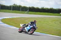 Motorcycle-action-photographs;donington;donington-park-leicestershire;donington-photographs;event-digital-images;eventdigitalimages;no-limits-trackday;peter-wileman-photography;trackday;trackday-digital-images;trackday-photos