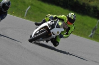 Motorcycle-action-photographs;donington;donington-park-leicestershire;donington-photographs;event-digital-images;eventdigitalimages;no-limits-trackday;peter-wileman-photography;trackday;trackday-digital-images;trackday-photos