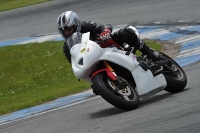 Motorcycle-action-photographs;donington;donington-park-leicestershire;donington-photographs;event-digital-images;eventdigitalimages;no-limits-trackday;peter-wileman-photography;trackday;trackday-digital-images;trackday-photos