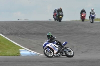 Motorcycle-action-photographs;donington;donington-park-leicestershire;donington-photographs;event-digital-images;eventdigitalimages;no-limits-trackday;peter-wileman-photography;trackday;trackday-digital-images;trackday-photos