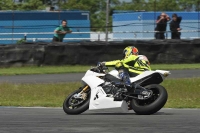 Motorcycle-action-photographs;donington;donington-park-leicestershire;donington-photographs;event-digital-images;eventdigitalimages;no-limits-trackday;peter-wileman-photography;trackday;trackday-digital-images;trackday-photos