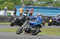 Motorcycle-action-photographs;donington;donington-park-leicestershire;donington-photographs;event-digital-images;eventdigitalimages;no-limits-trackday;peter-wileman-photography;trackday;trackday-digital-images;trackday-photos
