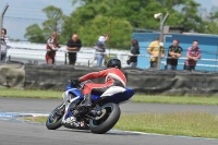Motorcycle-action-photographs;donington;donington-park-leicestershire;donington-photographs;event-digital-images;eventdigitalimages;no-limits-trackday;peter-wileman-photography;trackday;trackday-digital-images;trackday-photos