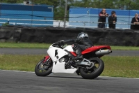 Motorcycle-action-photographs;donington;donington-park-leicestershire;donington-photographs;event-digital-images;eventdigitalimages;no-limits-trackday;peter-wileman-photography;trackday;trackday-digital-images;trackday-photos
