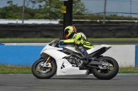 Motorcycle-action-photographs;donington;donington-park-leicestershire;donington-photographs;event-digital-images;eventdigitalimages;no-limits-trackday;peter-wileman-photography;trackday;trackday-digital-images;trackday-photos