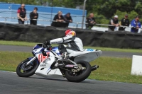Motorcycle-action-photographs;donington;donington-park-leicestershire;donington-photographs;event-digital-images;eventdigitalimages;no-limits-trackday;peter-wileman-photography;trackday;trackday-digital-images;trackday-photos