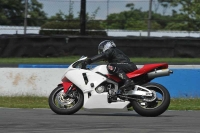 Motorcycle-action-photographs;donington;donington-park-leicestershire;donington-photographs;event-digital-images;eventdigitalimages;no-limits-trackday;peter-wileman-photography;trackday;trackday-digital-images;trackday-photos