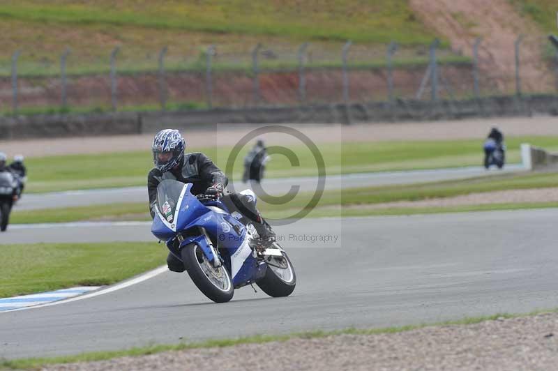 Motorcycle action photographs;donington;donington park leicestershire;donington photographs;event digital images;eventdigitalimages;no limits trackday;peter wileman photography;trackday;trackday digital images;trackday photos