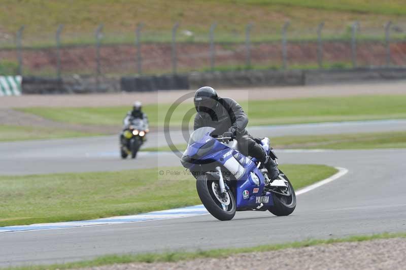 Motorcycle action photographs;donington;donington park leicestershire;donington photographs;event digital images;eventdigitalimages;no limits trackday;peter wileman photography;trackday;trackday digital images;trackday photos