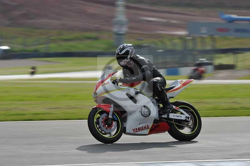 Motorcycle action photographs;donington;donington park leicestershire;donington photographs;event digital images;eventdigitalimages;no limits trackday;peter wileman photography;trackday;trackday digital images;trackday photos