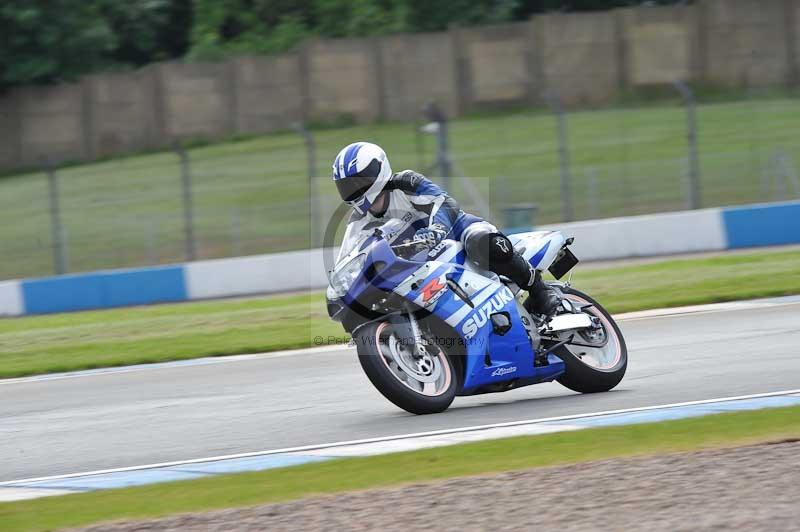 Motorcycle action photographs;donington;donington park leicestershire;donington photographs;event digital images;eventdigitalimages;no limits trackday;peter wileman photography;trackday;trackday digital images;trackday photos