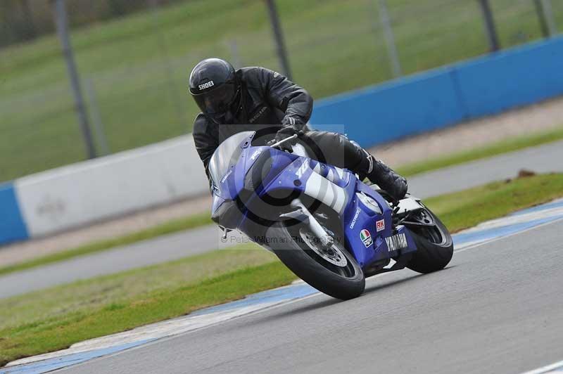 Motorcycle action photographs;donington;donington park leicestershire;donington photographs;event digital images;eventdigitalimages;no limits trackday;peter wileman photography;trackday;trackday digital images;trackday photos