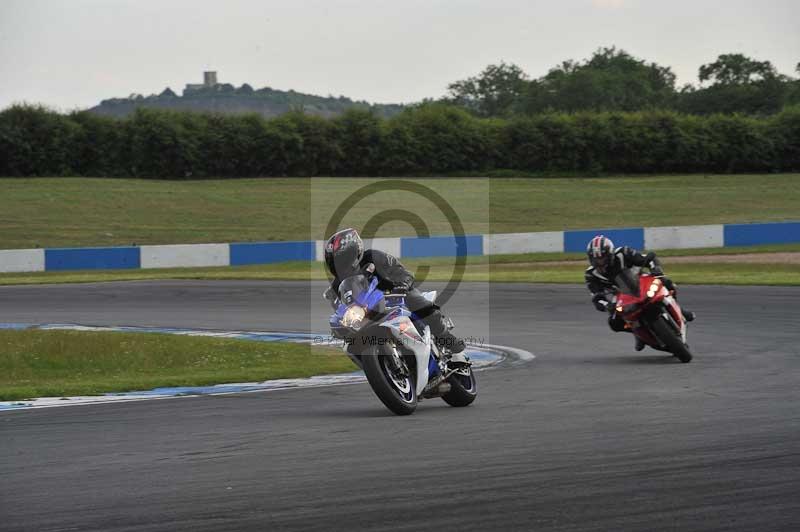 Motorcycle action photographs;donington;donington park leicestershire;donington photographs;event digital images;eventdigitalimages;no limits trackday;peter wileman photography;trackday;trackday digital images;trackday photos