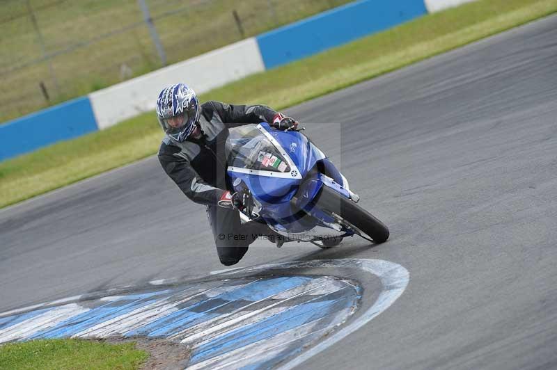 Motorcycle action photographs;donington;donington park leicestershire;donington photographs;event digital images;eventdigitalimages;no limits trackday;peter wileman photography;trackday;trackday digital images;trackday photos