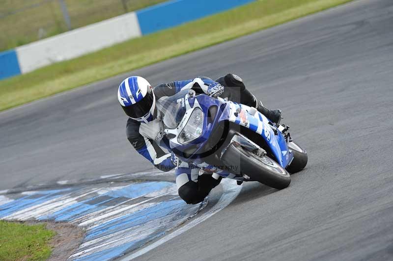 Motorcycle action photographs;donington;donington park leicestershire;donington photographs;event digital images;eventdigitalimages;no limits trackday;peter wileman photography;trackday;trackday digital images;trackday photos