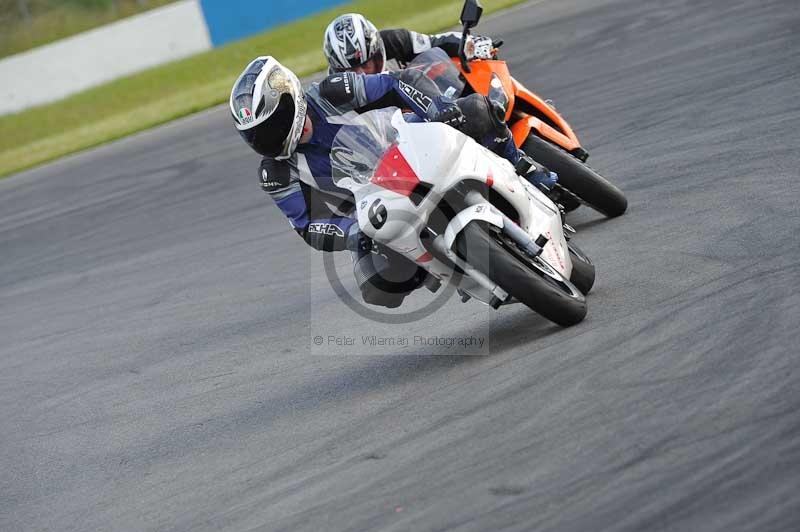 Motorcycle action photographs;donington;donington park leicestershire;donington photographs;event digital images;eventdigitalimages;no limits trackday;peter wileman photography;trackday;trackday digital images;trackday photos
