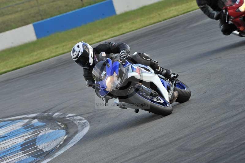 Motorcycle action photographs;donington;donington park leicestershire;donington photographs;event digital images;eventdigitalimages;no limits trackday;peter wileman photography;trackday;trackday digital images;trackday photos