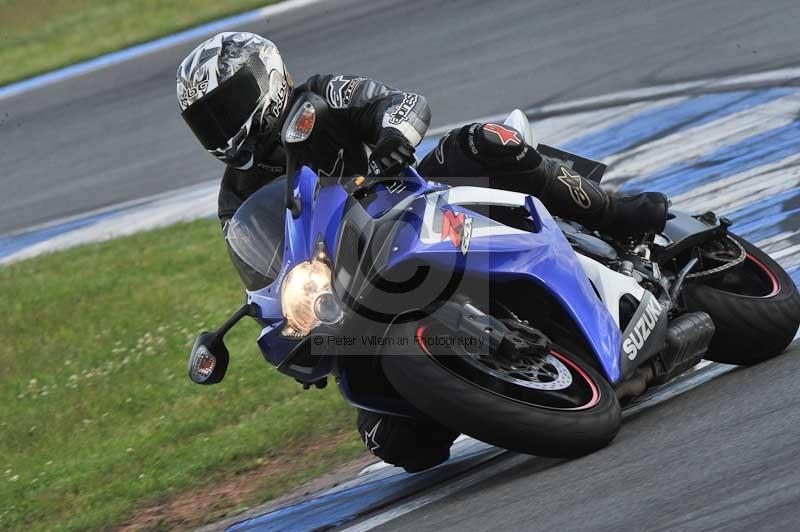 Motorcycle action photographs;donington;donington park leicestershire;donington photographs;event digital images;eventdigitalimages;no limits trackday;peter wileman photography;trackday;trackday digital images;trackday photos