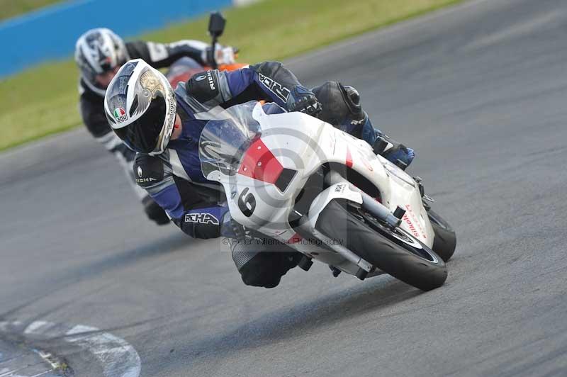 Motorcycle action photographs;donington;donington park leicestershire;donington photographs;event digital images;eventdigitalimages;no limits trackday;peter wileman photography;trackday;trackday digital images;trackday photos