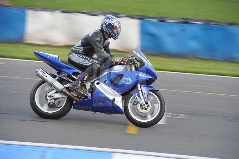 Motorcycle action photographs;donington;donington park leicestershire;donington photographs;event digital images;eventdigitalimages;no limits trackday;peter wileman photography;trackday;trackday digital images;trackday photos