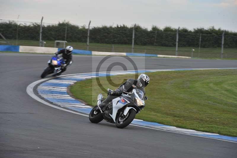Motorcycle action photographs;donington;donington park leicestershire;donington photographs;event digital images;eventdigitalimages;no limits trackday;peter wileman photography;trackday;trackday digital images;trackday photos