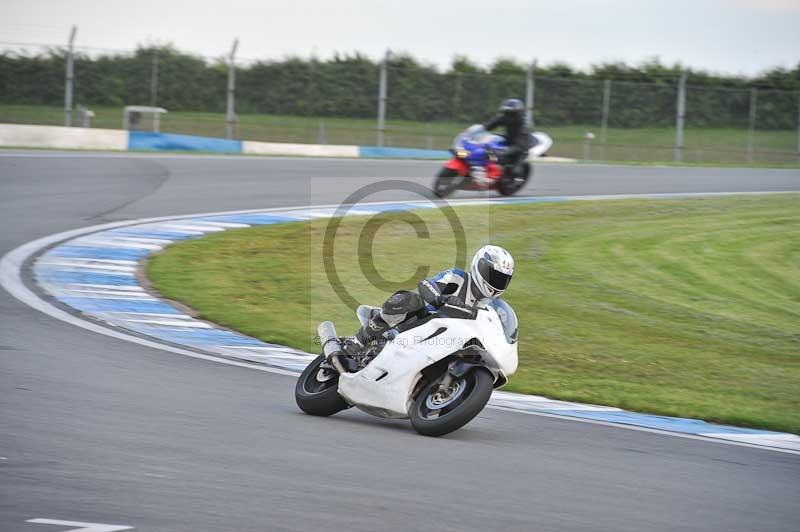 Motorcycle action photographs;donington;donington park leicestershire;donington photographs;event digital images;eventdigitalimages;no limits trackday;peter wileman photography;trackday;trackday digital images;trackday photos
