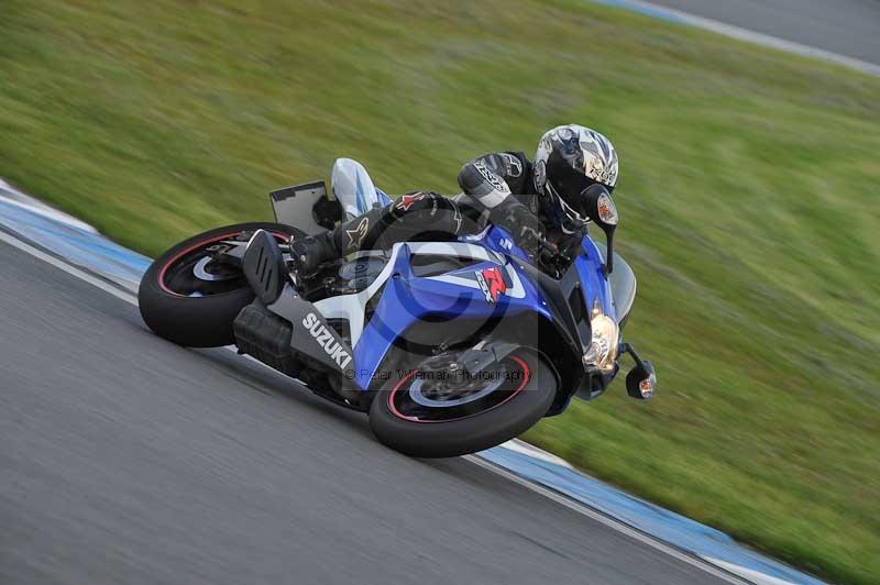 Motorcycle action photographs;donington;donington park leicestershire;donington photographs;event digital images;eventdigitalimages;no limits trackday;peter wileman photography;trackday;trackday digital images;trackday photos