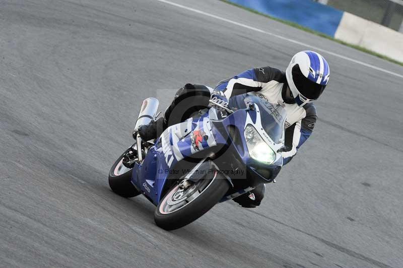 Motorcycle action photographs;donington;donington park leicestershire;donington photographs;event digital images;eventdigitalimages;no limits trackday;peter wileman photography;trackday;trackday digital images;trackday photos