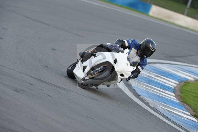 Motorcycle action photographs;donington;donington park leicestershire;donington photographs;event digital images;eventdigitalimages;no limits trackday;peter wileman photography;trackday;trackday digital images;trackday photos