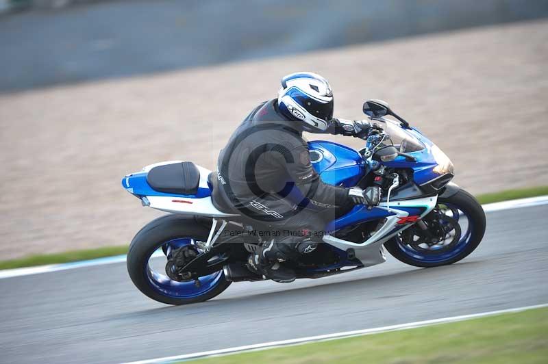 Motorcycle action photographs;donington;donington park leicestershire;donington photographs;event digital images;eventdigitalimages;no limits trackday;peter wileman photography;trackday;trackday digital images;trackday photos