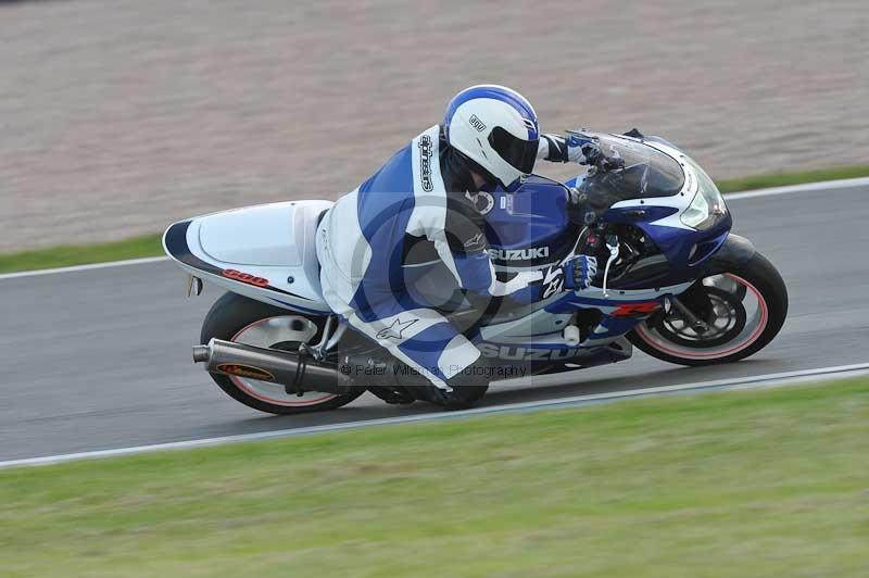Motorcycle action photographs;donington;donington park leicestershire;donington photographs;event digital images;eventdigitalimages;no limits trackday;peter wileman photography;trackday;trackday digital images;trackday photos