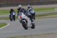 Motorcycle-action-photographs;donington;donington-park-leicestershire;donington-photographs;event-digital-images;eventdigitalimages;no-limits-trackday;peter-wileman-photography;trackday;trackday-digital-images;trackday-photos