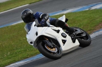 Motorcycle-action-photographs;donington;donington-park-leicestershire;donington-photographs;event-digital-images;eventdigitalimages;no-limits-trackday;peter-wileman-photography;trackday;trackday-digital-images;trackday-photos