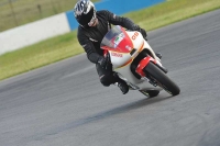 Motorcycle-action-photographs;donington;donington-park-leicestershire;donington-photographs;event-digital-images;eventdigitalimages;no-limits-trackday;peter-wileman-photography;trackday;trackday-digital-images;trackday-photos