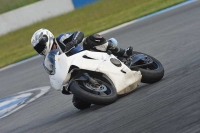 Motorcycle-action-photographs;donington;donington-park-leicestershire;donington-photographs;event-digital-images;eventdigitalimages;no-limits-trackday;peter-wileman-photography;trackday;trackday-digital-images;trackday-photos