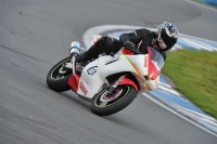Motorcycle-action-photographs;donington;donington-park-leicestershire;donington-photographs;event-digital-images;eventdigitalimages;no-limits-trackday;peter-wileman-photography;trackday;trackday-digital-images;trackday-photos
