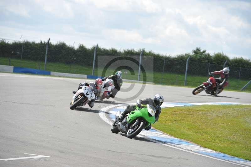 Motorcycle action photographs;donington;donington park leicestershire;donington photographs;event digital images;eventdigitalimages;no limits trackday;peter wileman photography;trackday;trackday digital images;trackday photos