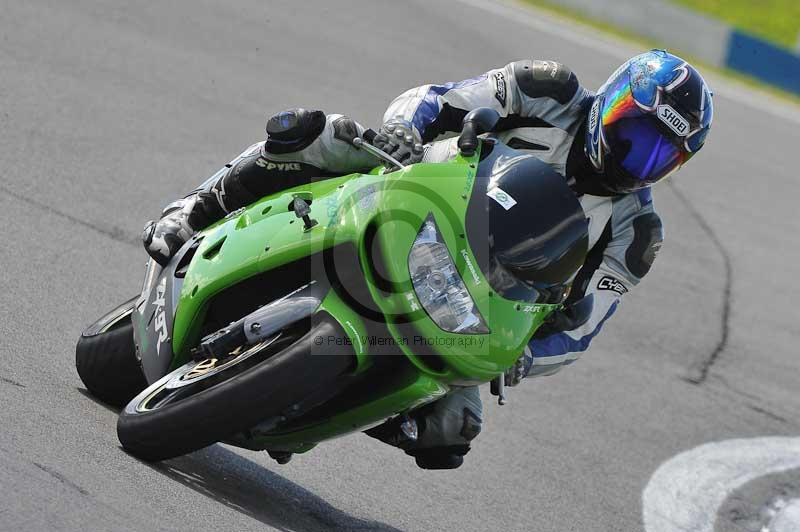 Motorcycle action photographs;donington;donington park leicestershire;donington photographs;event digital images;eventdigitalimages;no limits trackday;peter wileman photography;trackday;trackday digital images;trackday photos