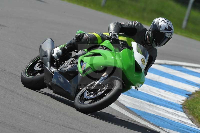 Motorcycle action photographs;donington;donington park leicestershire;donington photographs;event digital images;eventdigitalimages;no limits trackday;peter wileman photography;trackday;trackday digital images;trackday photos