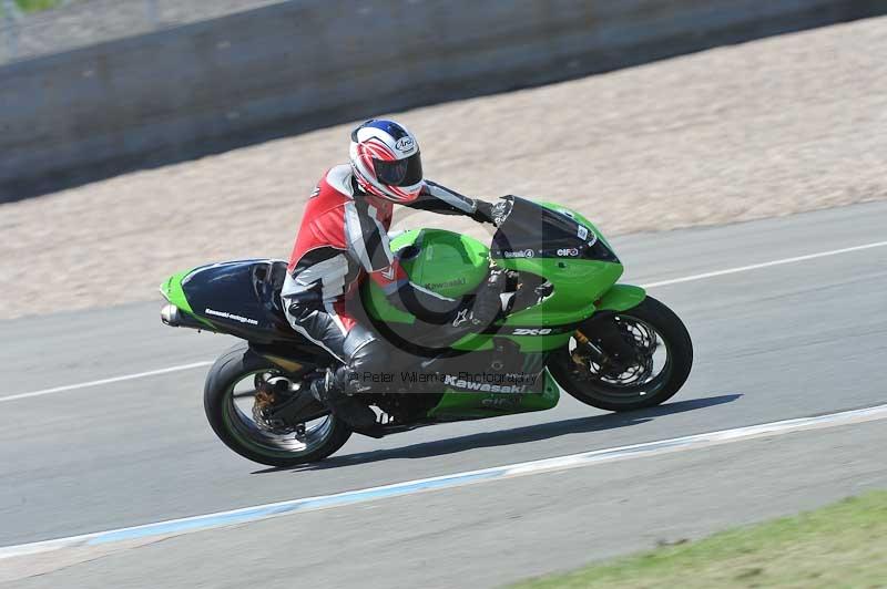 Motorcycle action photographs;donington;donington park leicestershire;donington photographs;event digital images;eventdigitalimages;no limits trackday;peter wileman photography;trackday;trackday digital images;trackday photos