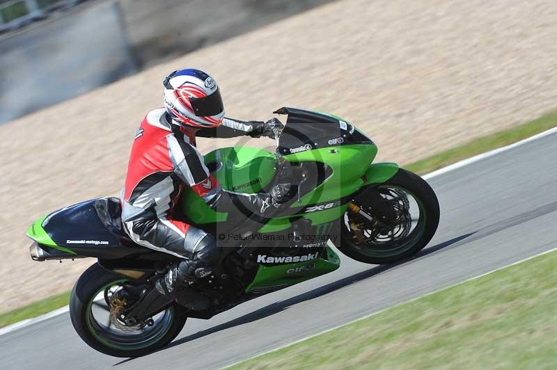 Motorcycle action photographs;donington;donington park leicestershire;donington photographs;event digital images;eventdigitalimages;no limits trackday;peter wileman photography;trackday;trackday digital images;trackday photos