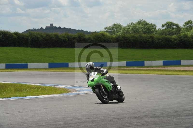 Motorcycle action photographs;donington;donington park leicestershire;donington photographs;event digital images;eventdigitalimages;no limits trackday;peter wileman photography;trackday;trackday digital images;trackday photos