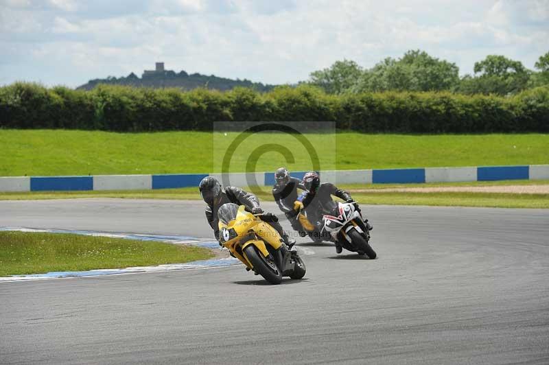 Motorcycle action photographs;donington;donington park leicestershire;donington photographs;event digital images;eventdigitalimages;no limits trackday;peter wileman photography;trackday;trackday digital images;trackday photos