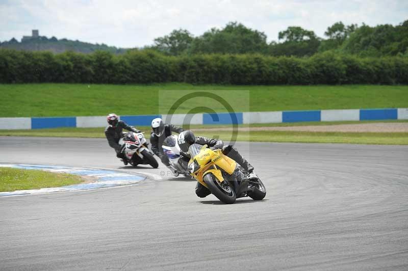 Motorcycle action photographs;donington;donington park leicestershire;donington photographs;event digital images;eventdigitalimages;no limits trackday;peter wileman photography;trackday;trackday digital images;trackday photos