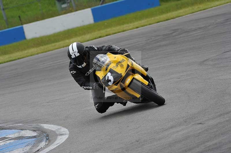 Motorcycle action photographs;donington;donington park leicestershire;donington photographs;event digital images;eventdigitalimages;no limits trackday;peter wileman photography;trackday;trackday digital images;trackday photos