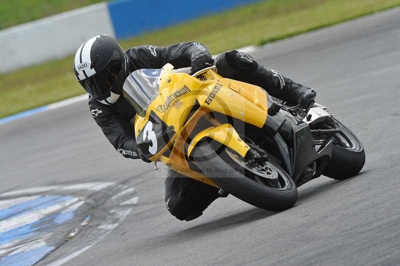 Motorcycle action photographs;donington;donington park leicestershire;donington photographs;event digital images;eventdigitalimages;no limits trackday;peter wileman photography;trackday;trackday digital images;trackday photos
