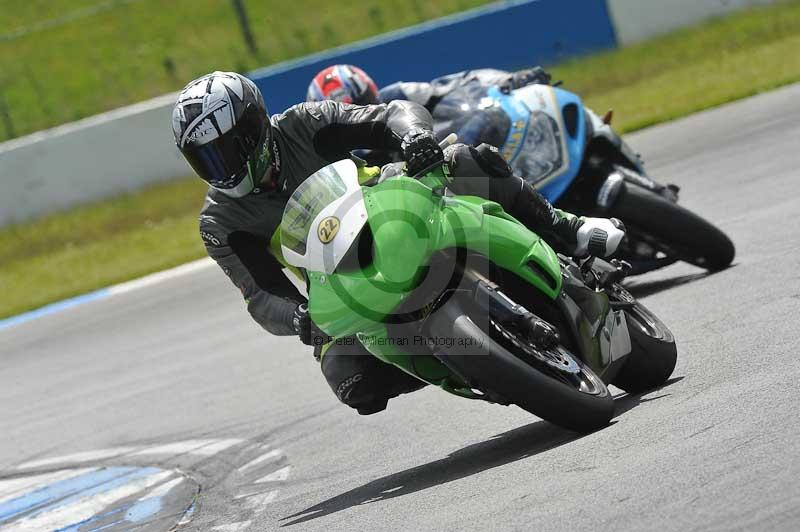 Motorcycle action photographs;donington;donington park leicestershire;donington photographs;event digital images;eventdigitalimages;no limits trackday;peter wileman photography;trackday;trackday digital images;trackday photos