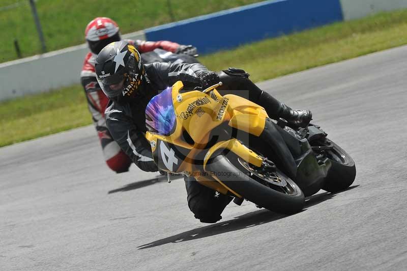 Motorcycle action photographs;donington;donington park leicestershire;donington photographs;event digital images;eventdigitalimages;no limits trackday;peter wileman photography;trackday;trackday digital images;trackday photos