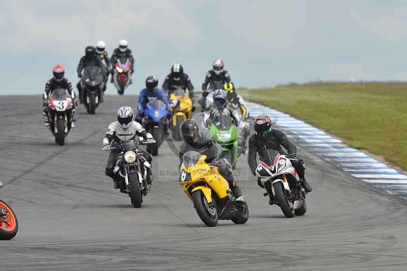 Motorcycle action photographs;donington;donington park leicestershire;donington photographs;event digital images;eventdigitalimages;no limits trackday;peter wileman photography;trackday;trackday digital images;trackday photos