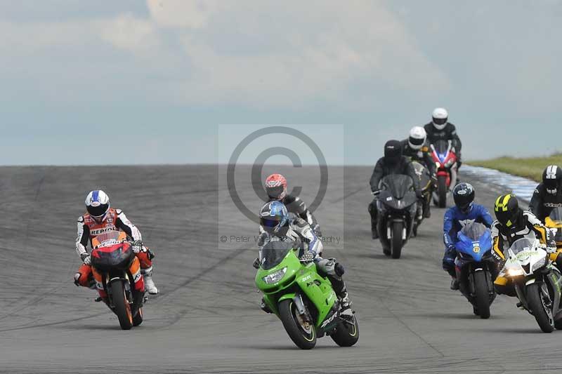 Motorcycle action photographs;donington;donington park leicestershire;donington photographs;event digital images;eventdigitalimages;no limits trackday;peter wileman photography;trackday;trackday digital images;trackday photos